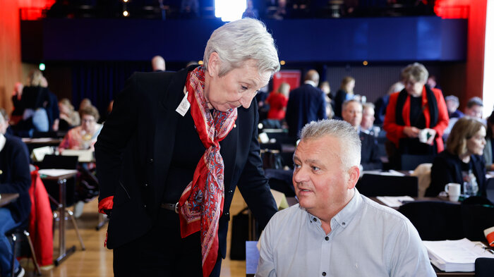 Bildet viser LO-leder Peggy Hessen Følsvik under Arbeiderpartiets landsstyremøte i Bergen. 