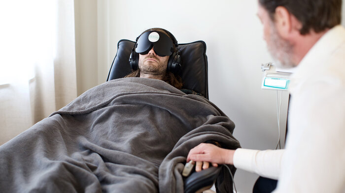 Bildet viser en pasient som behandles med ketamin