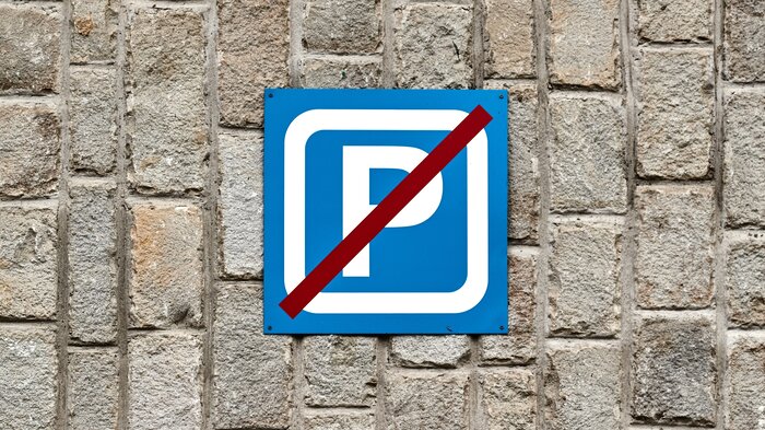 parkering forbudt Bildet viser parkering forbudt