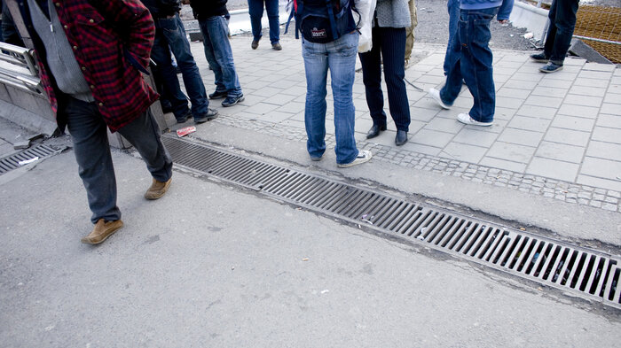 Bildet viser anonymiserte rusmisbrukere ved Oslo S.