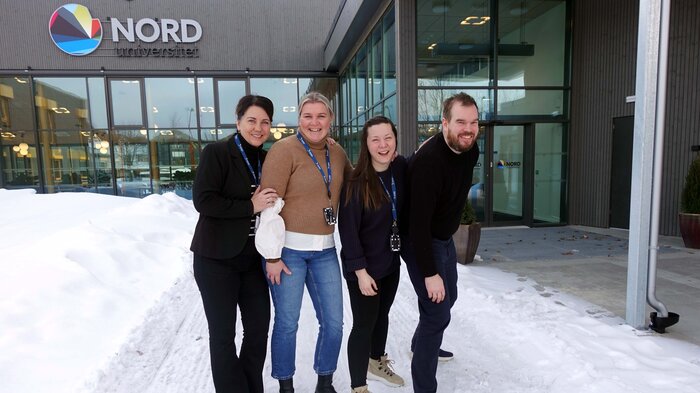 Aina Hildrum (fra venstre), Nord-ansatte Elin Renate Hestø og Ida-Malene Knudsen Marsfjell, samt student Thomas Aspaas Skogmo 