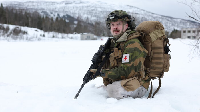 bilde av sykepleier og sanitetssoldat Lars Martin Sandbakken
