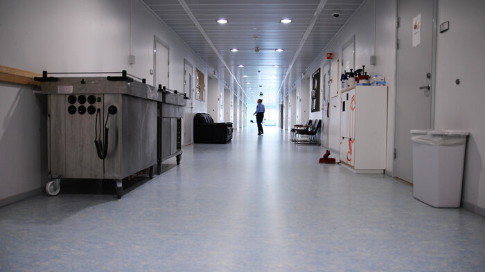 Bilde viser fengselsbetjent og avdelingsleder Hege på avdeling A