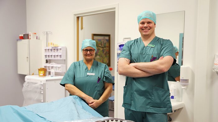 bildet viser Preben E Mjelde sammen med kulling fra masterstudiet