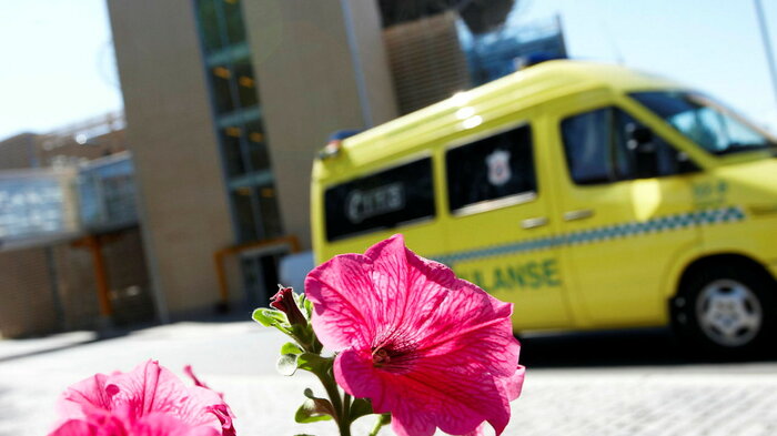 Ambulanse på vei ut, Ullevål sykehus.