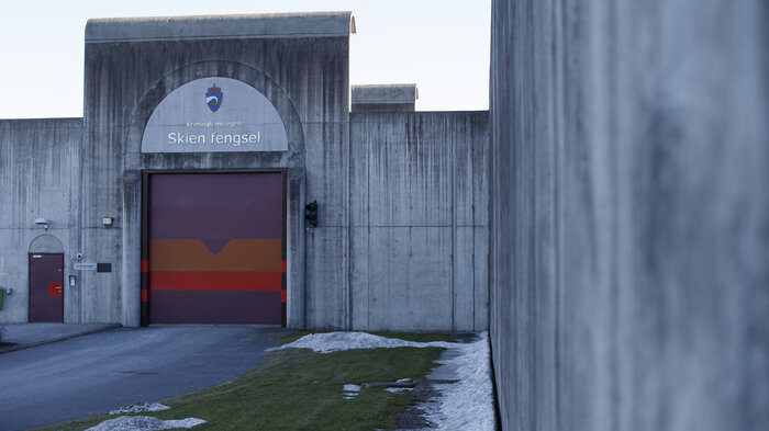 Viser porten inn til Skien fengsel