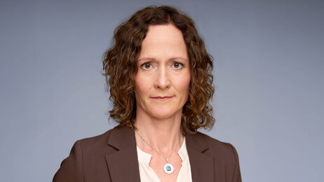 Bildet viser et portrett av Gro Lillebø