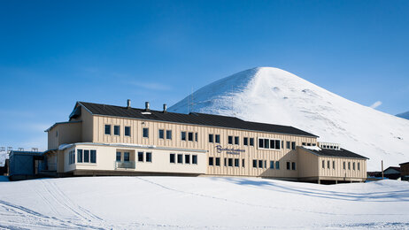 Bildet viser Longyearbyen sykehus