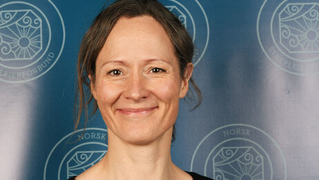 Bildet viser et portrett av Gro Lillebø