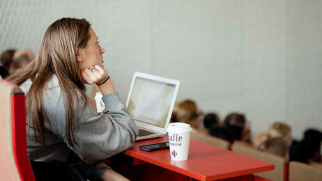 Bildene viser studenter fra Høgskolen i Oslo