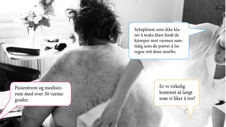 Bildet viser en pasient som blir stelt på ryggen.