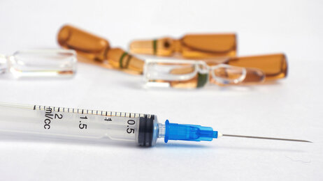 Ampuller og sprøyte