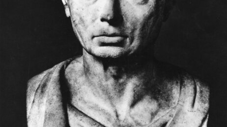 Byste av Immanuel Kant.