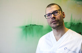 Bildet viser Simen Alexander Steindal.