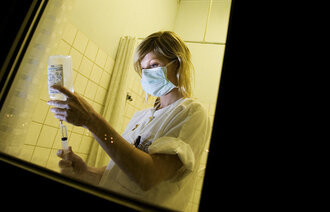 Sykepleier sykehus natt