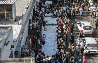 Bilde fra gaten utenfor Shifasykehuset i Gaza