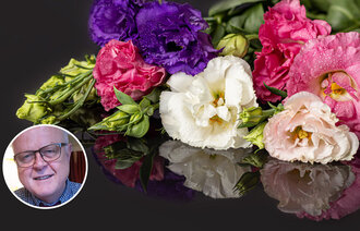 Montasjen viser innleggsforfatter Birger Solvang og en bukett med blomster.