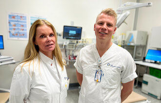 Bildet viser Astrid Rojahn og Thomas Dejgaard.