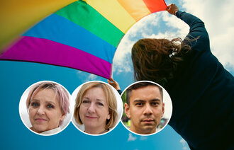 Bildet viser en kvinne som holder et pride-flagg