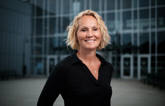 Bildet viser en smilende Rikke Gürgens Gjærum 