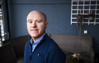 Bildet viser sykepleier Trond Eirik Bergflødt