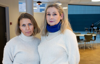 Bildet viser Hege P Sandtrø og Ellen S Olavesen