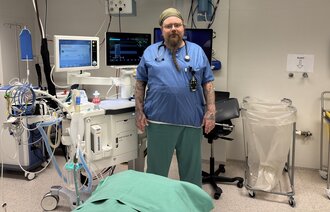 Markus ved operasjonsbordet 