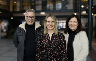 bildet viser de tre forskerne bak studien