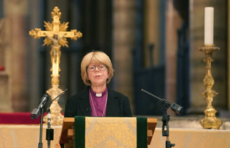 Bildet viser Dame Sarah Mullally