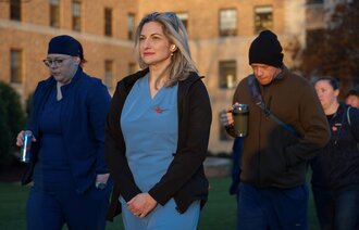 Sykepleieren Tiffany Lawler og Med City Nursing Alliance demonstrerte i mai mot underbemanning og for bedre vilkår ved sykehuskjeden Mayo Clinic i Minnesota. Nå får kampen en ny dimensjon, etter at sykepleie er fjernet fra lista over profesjonelle grader i USA.