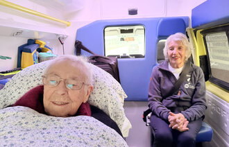 bilde av marta dortea møllerup bernssen og sykepleier Gunvor Engtrø