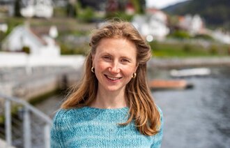 Bildet viser et portrett av Frida Steinbakk 