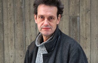 Bildet viser Arne Hugo Stølan