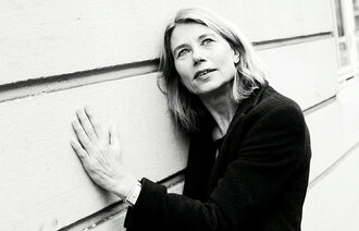 Min interesse for steder startet for mange år siden. Ideen om hvordan steder påvirker oss, kom under feltarbeid i et DPS. Dette resulterte i min doktorgrad avhandling «Det sitter i veggene. sier Inger Beate Larsen.