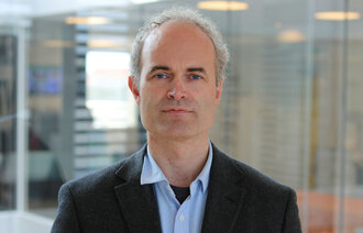 Bildet er et portrett av avdelingsdirektør i Direktoratet for e-helse, Rune Røren