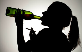 Ungdom drikker alkohol