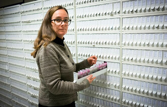 Bildet viser Hege Russnes, patolog og forsker