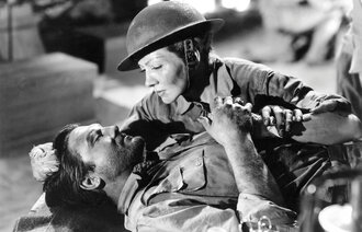 Still fra filmen So Proudly We Hail