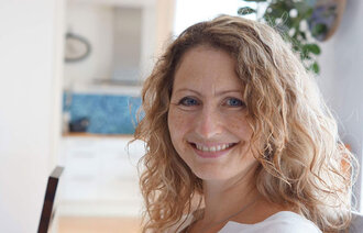 Portrett av Ina Landau Aasen.