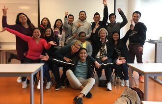 Bildet viser studenter i SKOMP-klassen høsten 2017