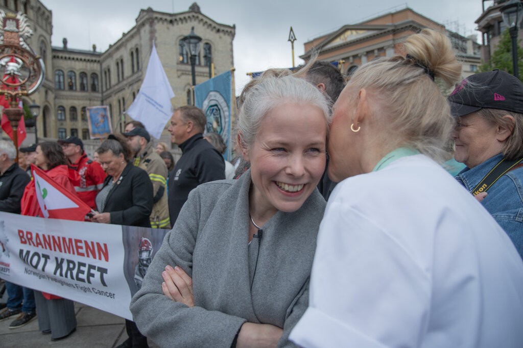 Bildet viser Lill Sverresdatter Larsen og Kjersti Bergstø