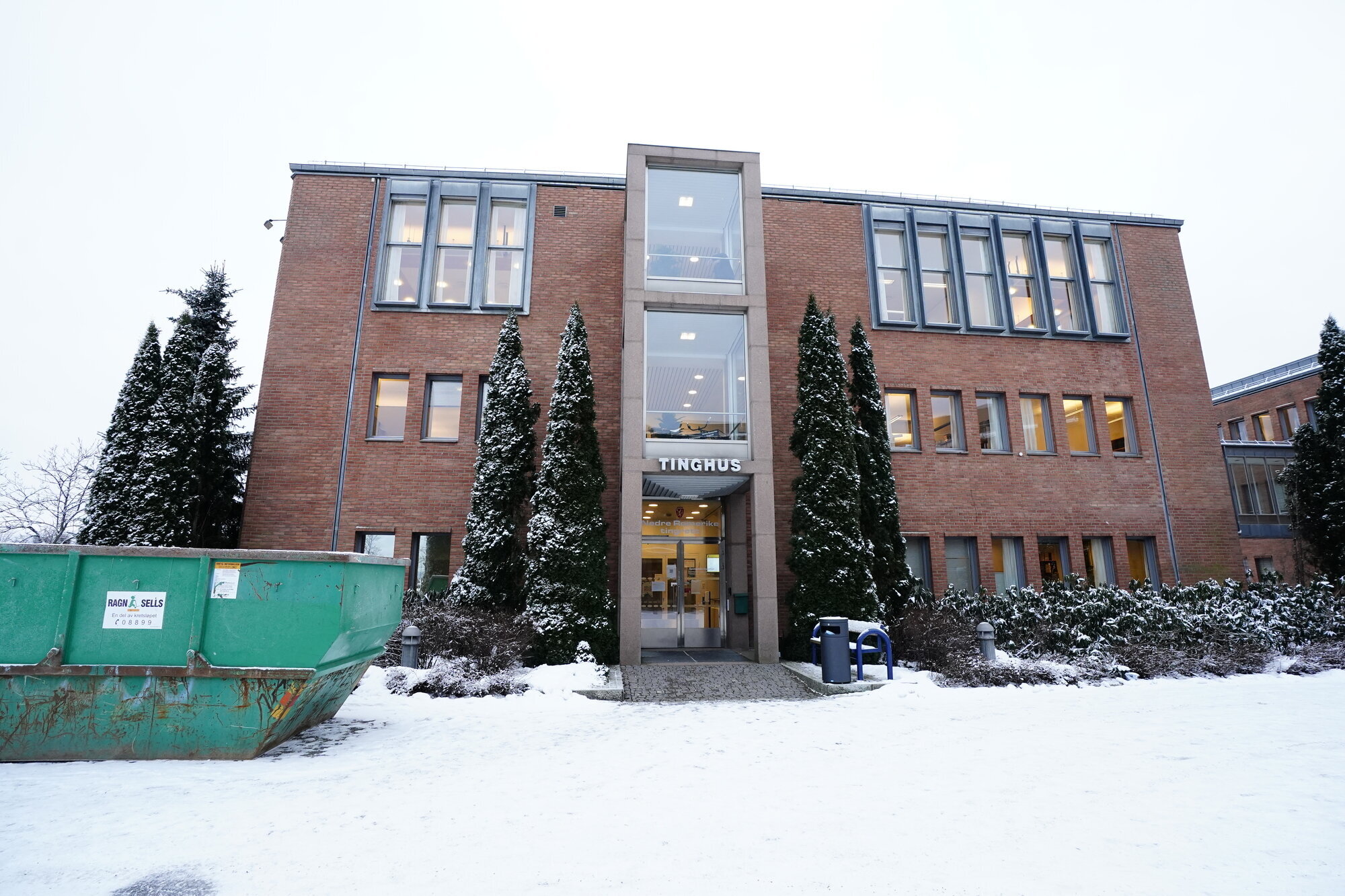 Bildet viser Tinghuset i Lillestrøm som blant annet huser Nedre Romerike tingrett.