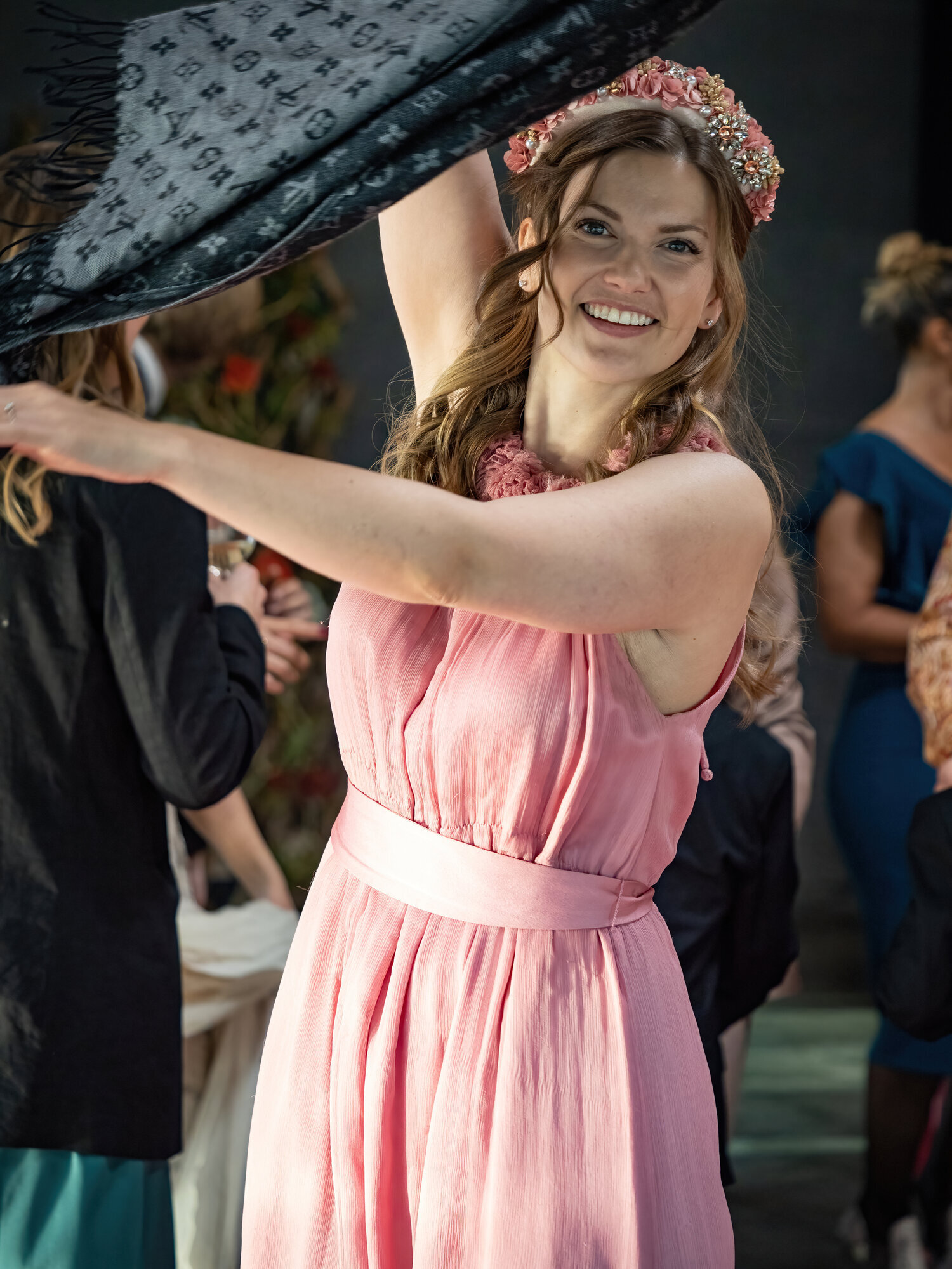 Bildet viser Åse Godal i rollen som Maddi i serien "Evy og alltid"