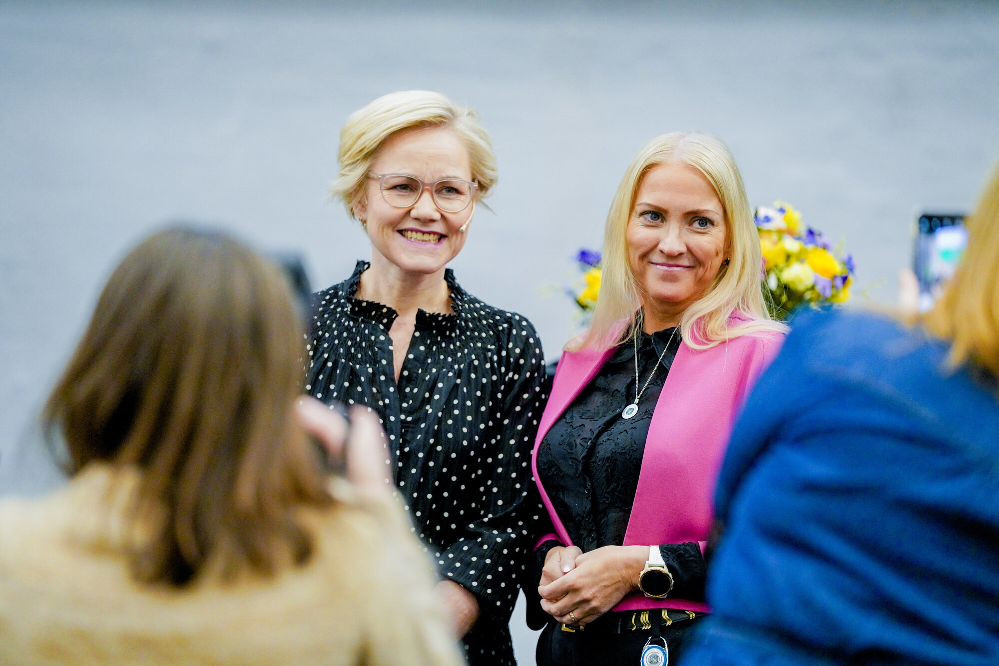 Bilde av Helse- og omsorgsminister Ingvild Kjerkol og NSF-leder Lill Sverresdatter Larsen
