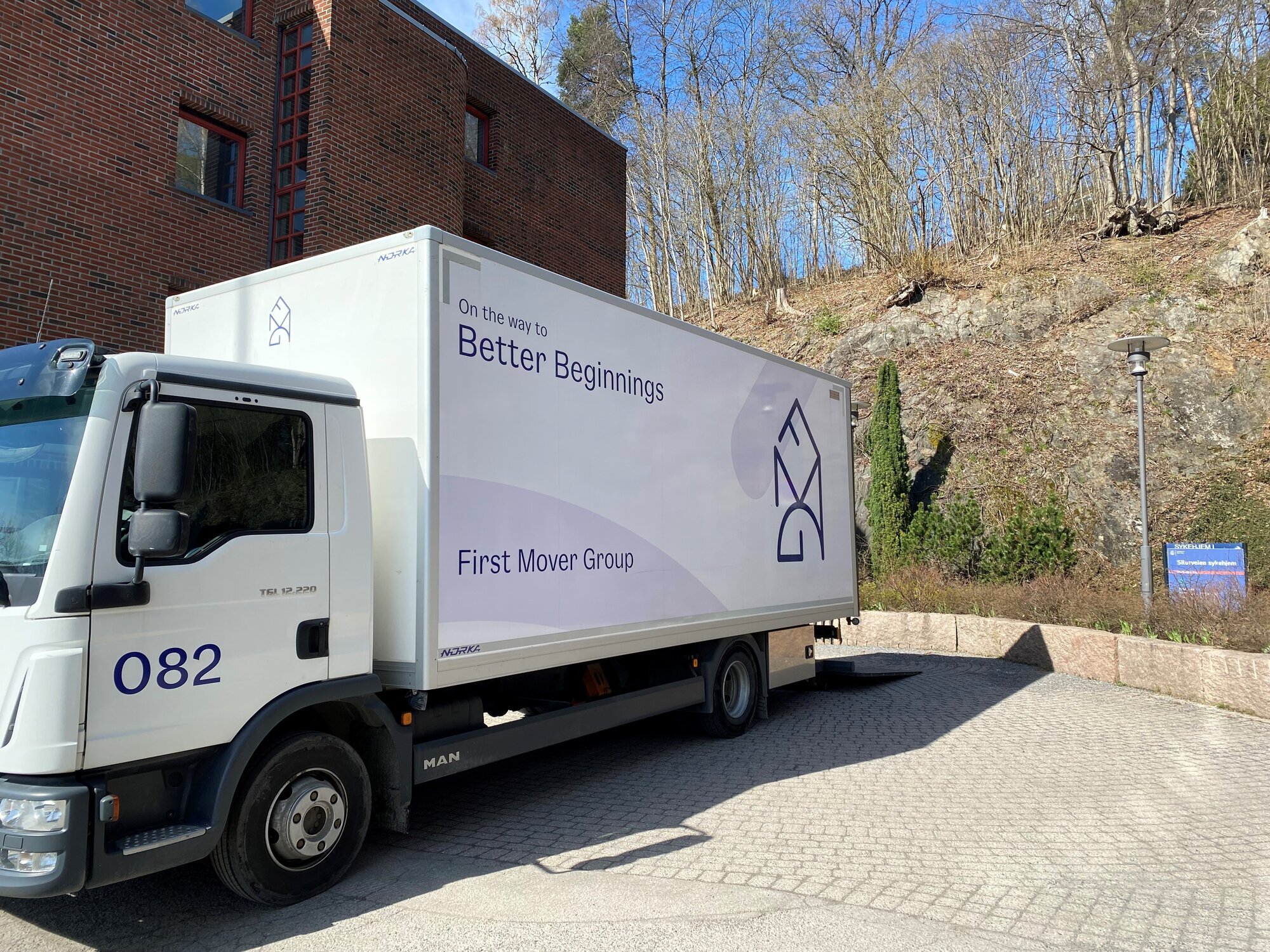 Bildet viser flyttebilen