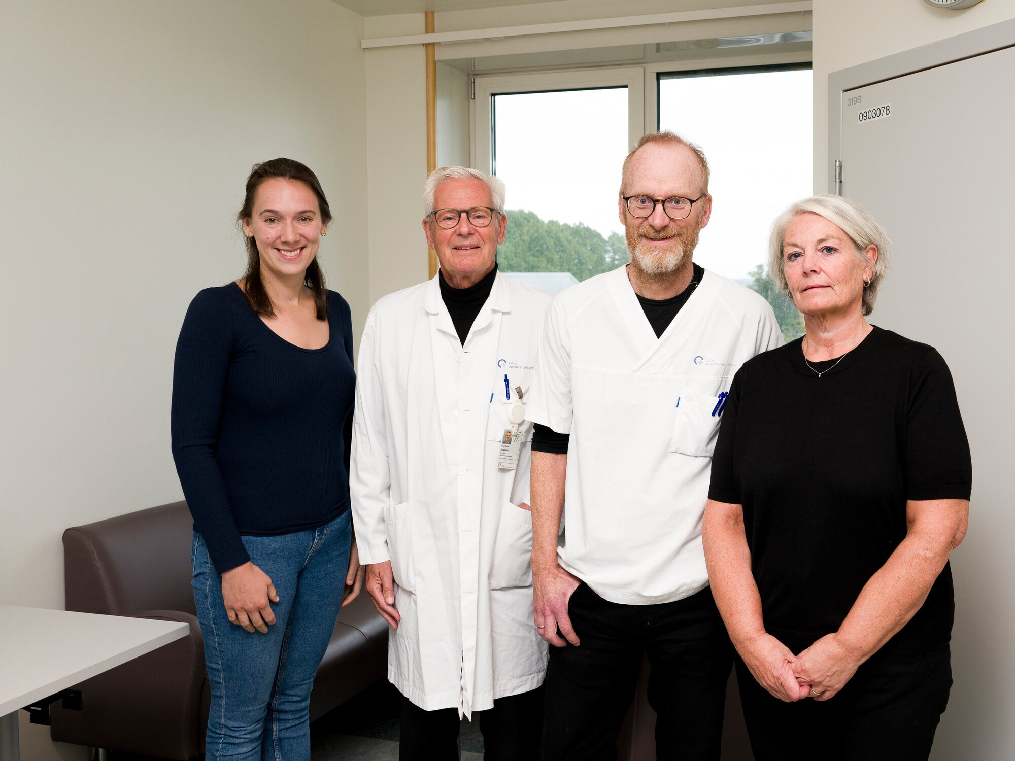 Bildet viser Ida Mynarek, Knut Dahl-Jørgensen, Lars Krogvold og Trine Roald.