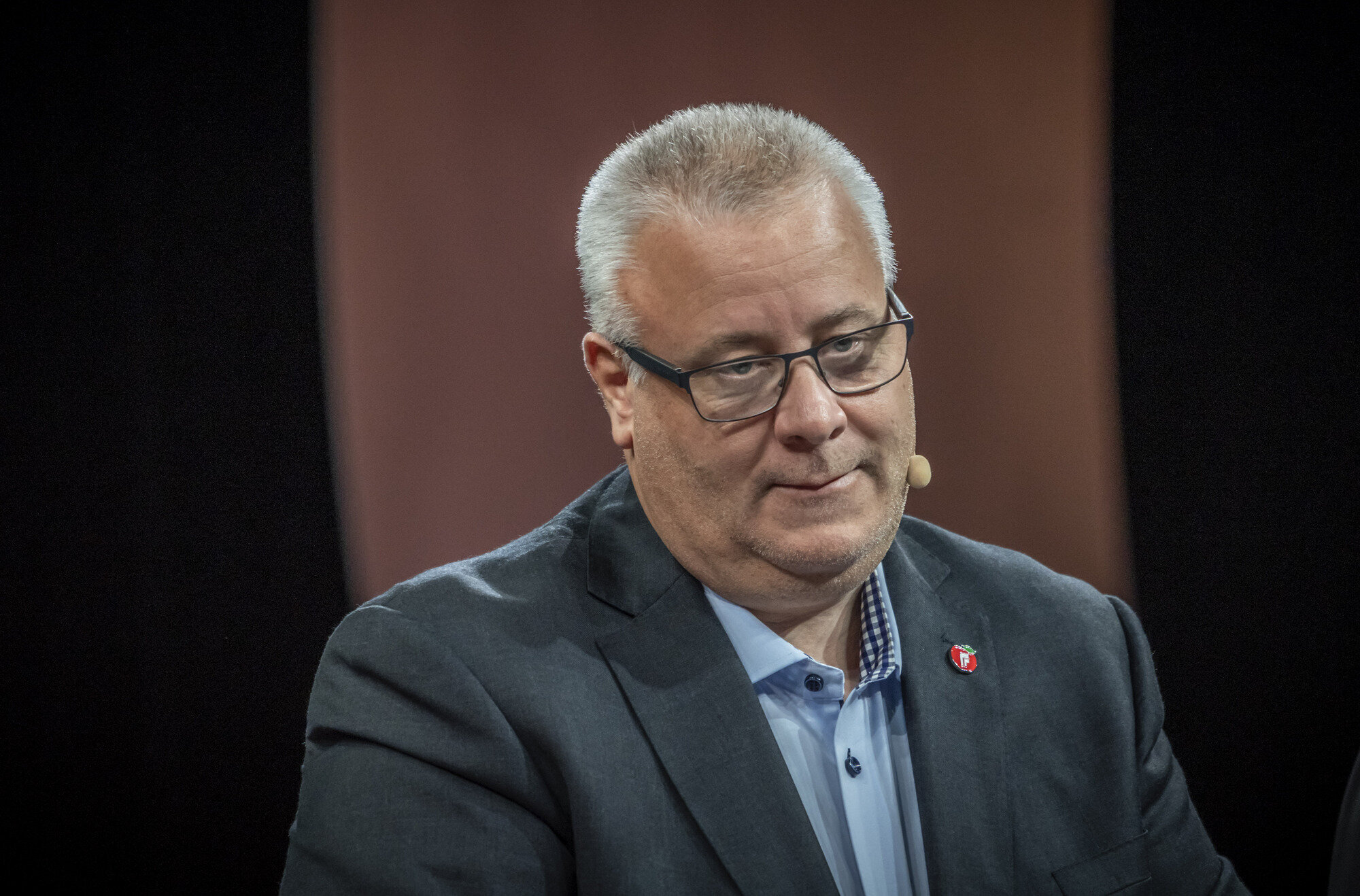 Bildet viser Bård Hoksrud, som er helsepolitisk talsperson i Frp