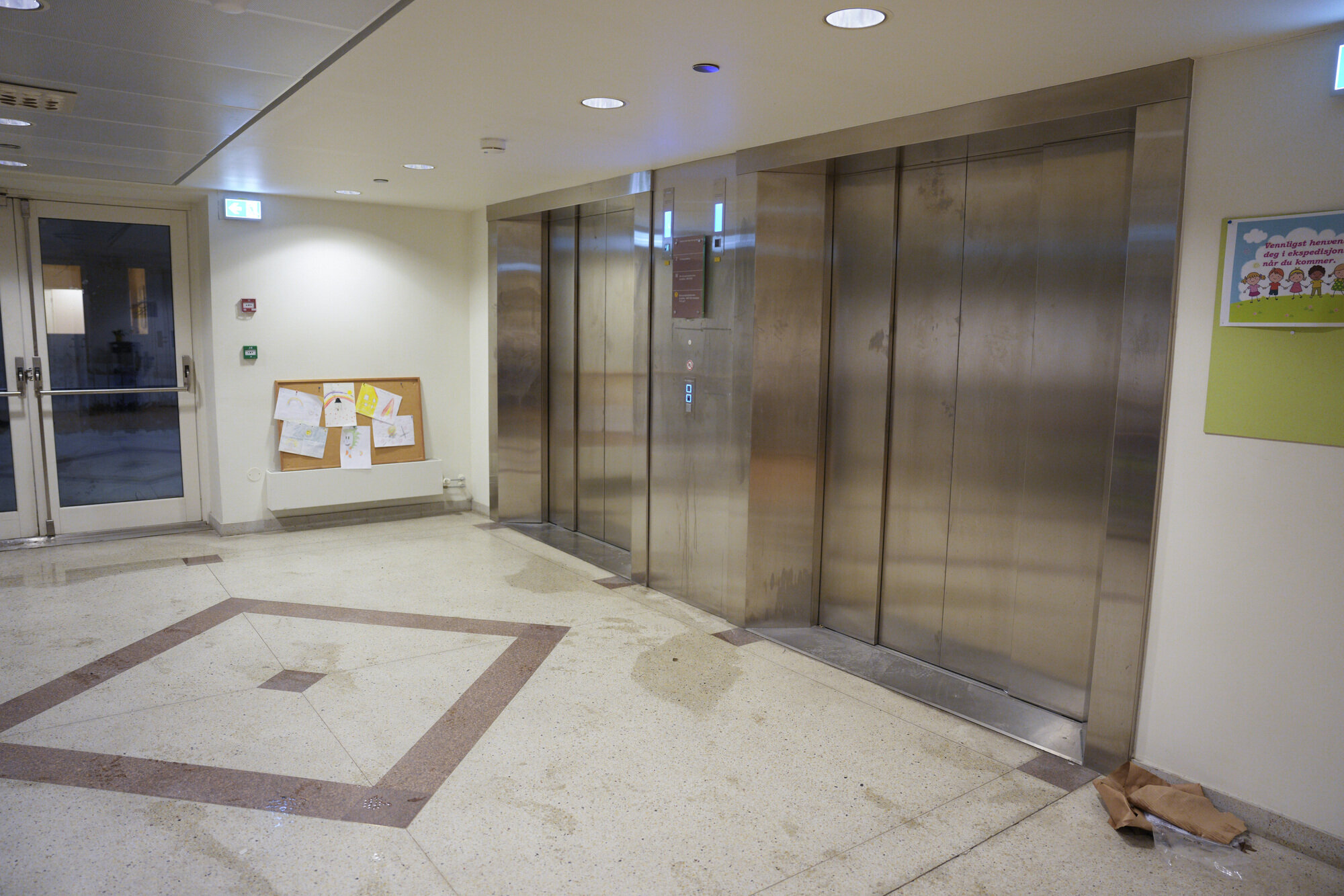 Et vannrør på Rikshospitalet i Oslo røk natt til tirsdag. Det merkes godt på deler av sykehuset.