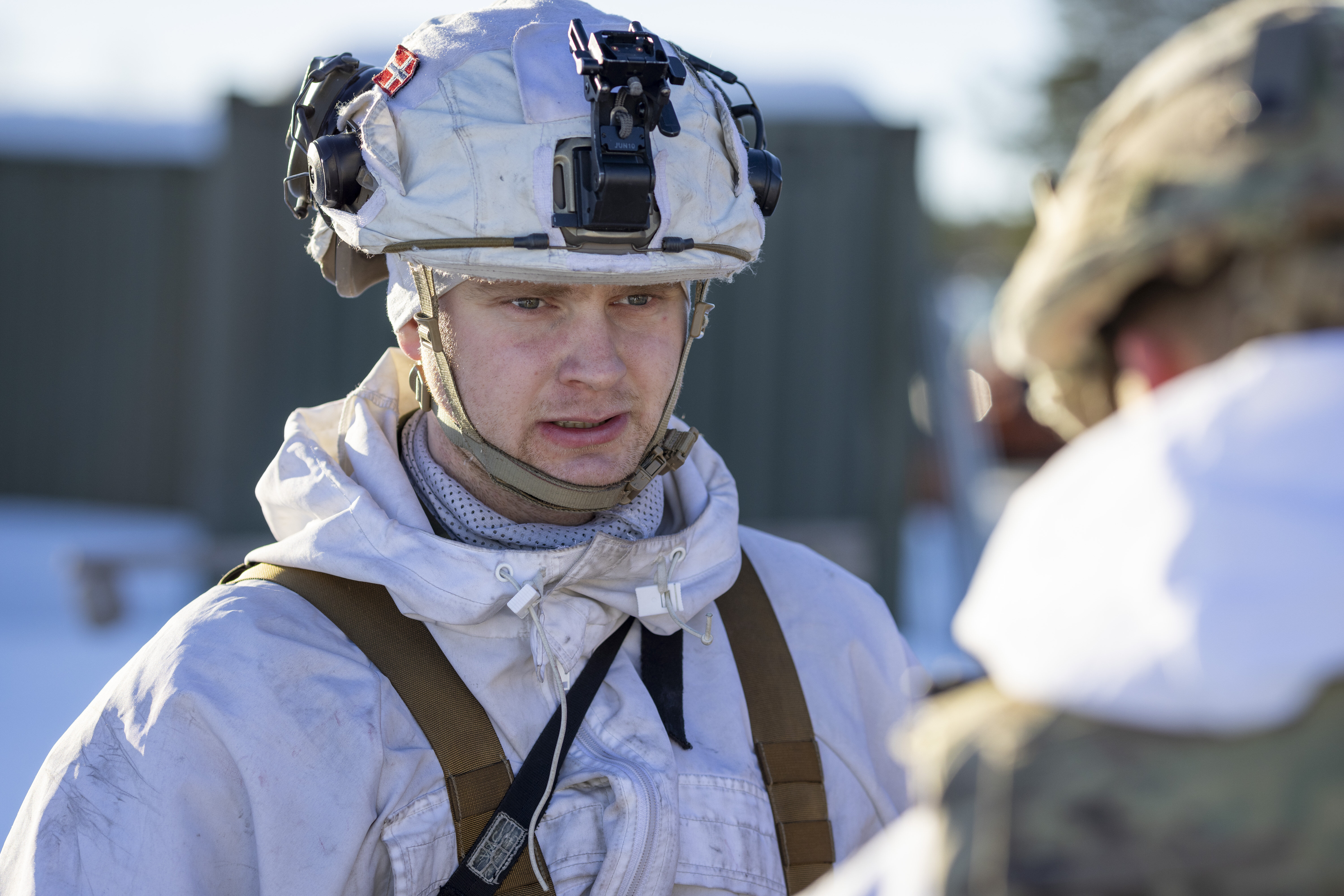 Bildet viser medic ute på skadested.