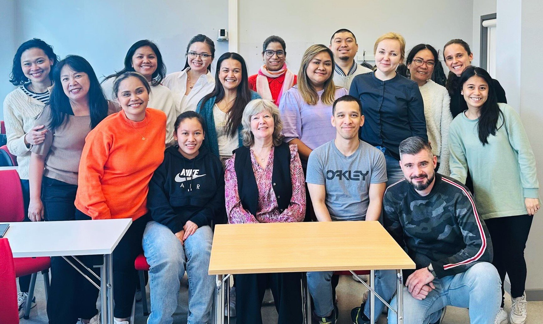 bildet viser NTNU-kull i kompletterende sykepleie